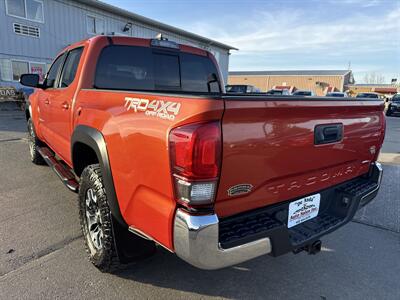 2017 Toyota Tacoma TRD Off-Road   - Photo 5 - South Sioux City, NE 68776