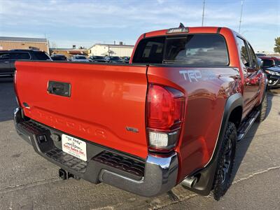 2017 Toyota Tacoma TRD Off-Road   - Photo 7 - South Sioux City, NE 68776