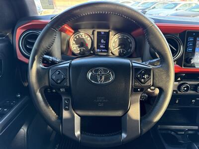2017 Toyota Tacoma TRD Off-Road   - Photo 23 - South Sioux City, NE 68776