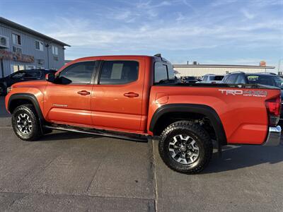 2017 Toyota Tacoma TRD Off-Road   - Photo 4 - South Sioux City, NE 68776