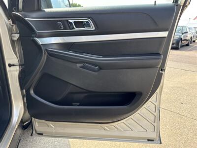 2017 Ford Explorer XLT   - Photo 21 - South Sioux City, NE 68776