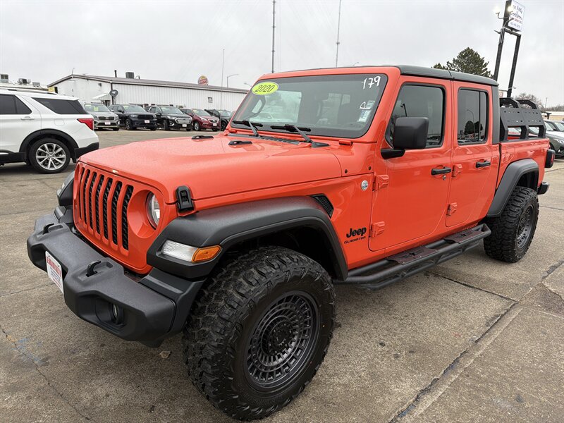 2020 Jeep Gladiator Sport  
