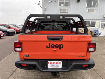 2020 Jeep Gladiator Sport   - Photo 4 - South Sioux City, NE 68776