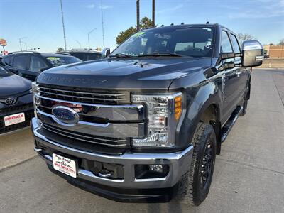 2017 Ford F-250 Super Duty Lariat - Photo 1 - South Sioux City, NE 68776