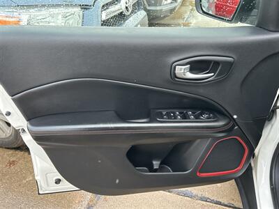 2021 Jeep Compass Trailhawk   - Photo 11 - South Sioux City, NE 68776