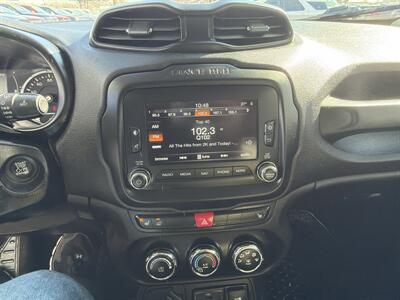 2016 Jeep Renegade Latitude 75th Anniversary   - Photo 27 - South Sioux City, NE 68776