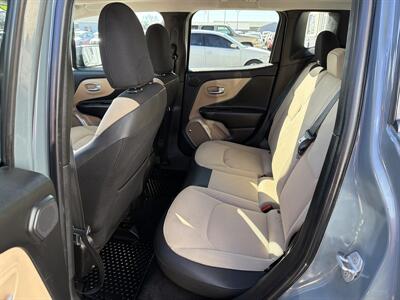 2016 Jeep Renegade Latitude 75th Anniversary   - Photo 16 - South Sioux City, NE 68776