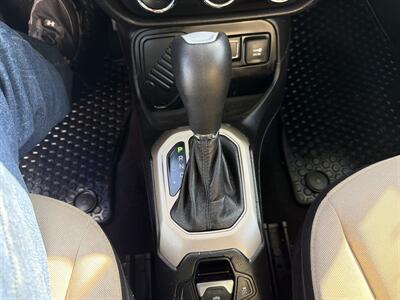 2016 Jeep Renegade Latitude 75th Anniversary   - Photo 28 - South Sioux City, NE 68776