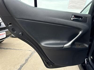 2011 Lexus IS 250   - Photo 17 - South Sioux City, NE 68776