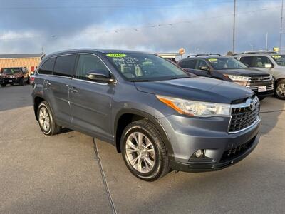 2015 Toyota Highlander XLE   - Photo 7 - South Sioux City, NE 68776