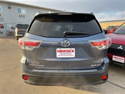 2015 Toyota Highlander XLE   - Photo 4 - South Sioux City, NE 68776