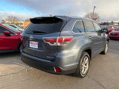 2015 Toyota Highlander XLE   - Photo 5 - South Sioux City, NE 68776