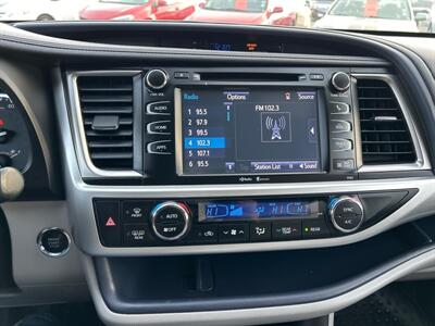 2015 Toyota Highlander XLE   - Photo 18 - South Sioux City, NE 68776