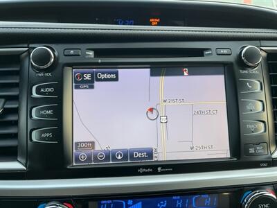 2015 Toyota Highlander XLE   - Photo 20 - South Sioux City, NE 68776
