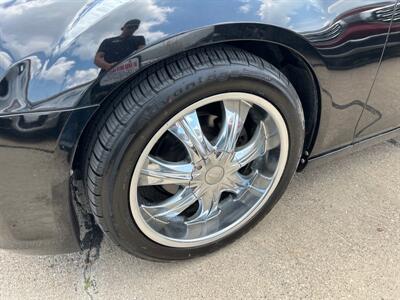 2013 Chrysler 300C   - Photo 9 - South Sioux City, NE 68776