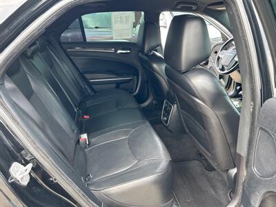 2013 Chrysler 300C   - Photo 15 - South Sioux City, NE 68776