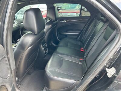 2013 Chrysler 300C   - Photo 12 - South Sioux City, NE 68776