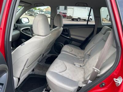 2009 Toyota RAV4   - Photo 12 - South Sioux City, NE 68776