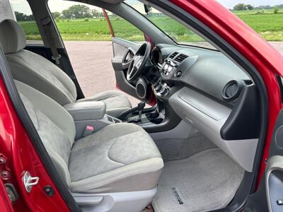 2009 Toyota RAV4   - Photo 19 - South Sioux City, NE 68776