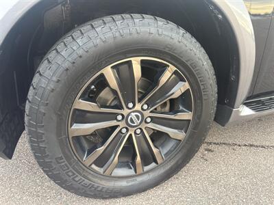 2017 Nissan Armada Platinum   - Photo 13 - South Sioux City, NE 68776