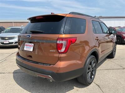 2017 Ford Explorer XLT   - Photo 5 - South Sioux City, NE 68776