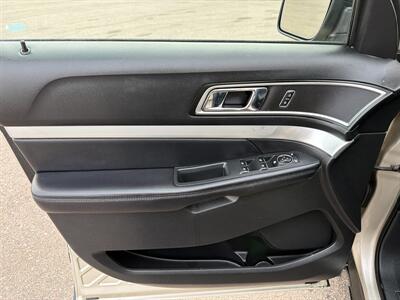 2017 Ford Explorer XLT   - Photo 12 - South Sioux City, NE 68776