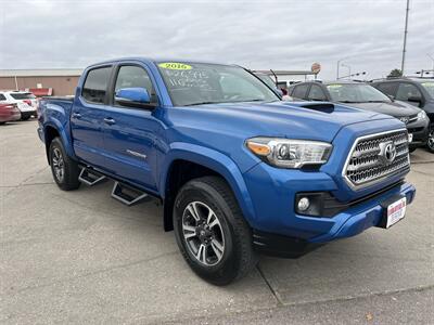 2016 Toyota Tacoma TRD Sport   - Photo 8 - South Sioux City, NE 68776