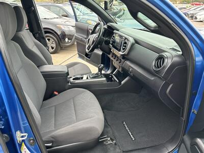 2016 Toyota Tacoma TRD Sport   - Photo 18 - South Sioux City, NE 68776