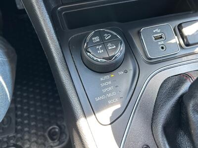 2019 Jeep Cherokee Trailhawk   - Photo 25 - South Sioux City, NE 68776
