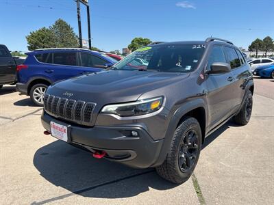2019 Jeep Cherokee Trailhawk   - Photo 1 - South Sioux City, NE 68776