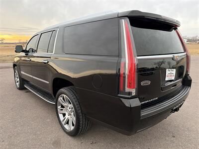 2018 Cadillac Escalade ESV Luxury   - Photo 4 - South Sioux City, NE 68776
