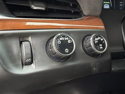 2018 Cadillac Escalade ESV Luxury   - Photo 35 - South Sioux City, NE 68776