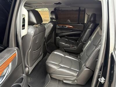 2018 Cadillac Escalade ESV Luxury   - Photo 15 - South Sioux City, NE 68776