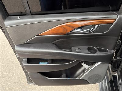 2018 Cadillac Escalade ESV Luxury   - Photo 16 - South Sioux City, NE 68776