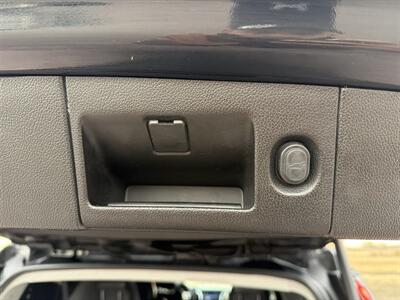 2018 Cadillac Escalade ESV Luxury   - Photo 22 - South Sioux City, NE 68776