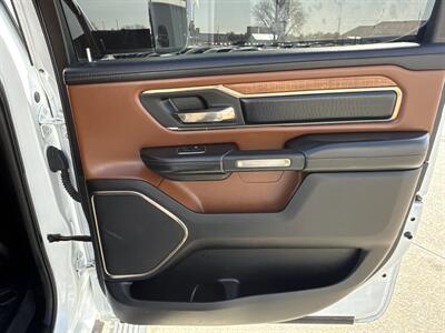 2019 RAM 1500 Laramie Longhorn   - Photo 21 - South Sioux City, NE 68776