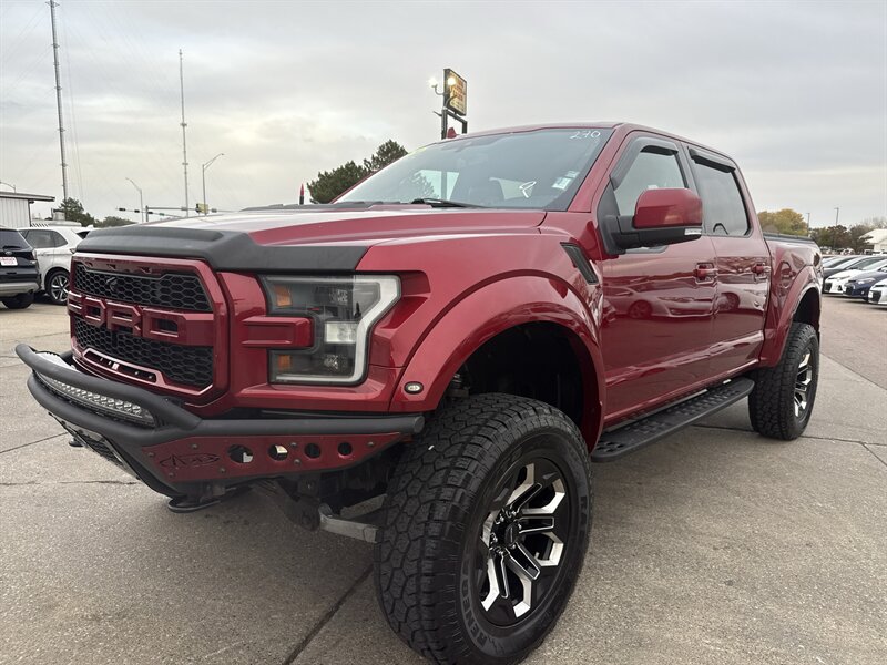 2019 Ford F-150 Raptor   - Photo 1 - South Sioux City, NE 68776