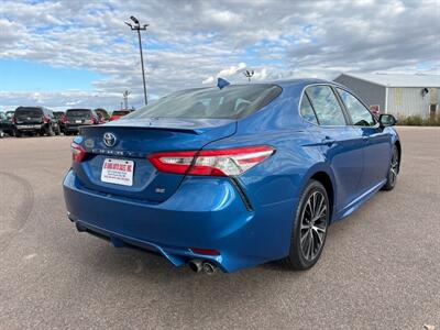 2020 Toyota Camry SE   - Photo 5 - South Sioux City, NE 68776