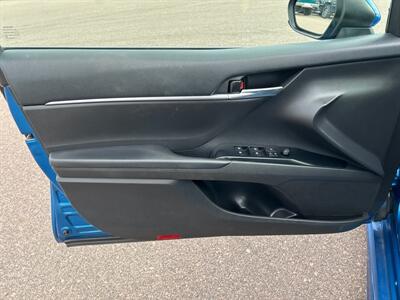 2020 Toyota Camry SE   - Photo 11 - South Sioux City, NE 68776