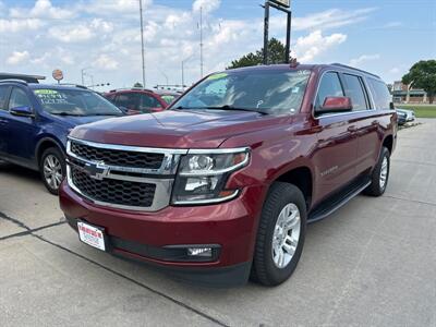 2020 Chevrolet Suburban LT   - Photo 1 - South Sioux City, NE 68776