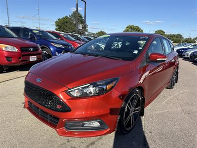 2018 Ford Focus ST   - Photo 1 - South Sioux City, NE 68776