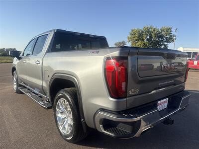 2021 GMC Sierra 1500 SLT   - Photo 5 - South Sioux City, NE 68776