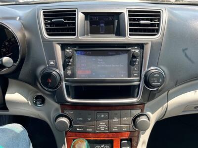 2013 Toyota Highlander 4WD V6 Limited   - Photo 23 - South Sioux City, NE 68776