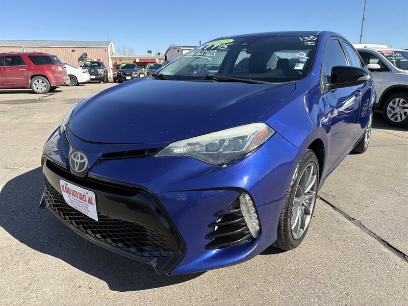 2017 Toyota Corolla SE   - Photo 1 - South Sioux City, NE 68776