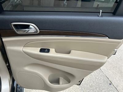 2015 Jeep Grand Cherokee Limited   - Photo 17 - South Sioux City, NE 68776