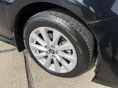 2019 Toyota Camry SE   - Photo 10 - South Sioux City, NE 68776