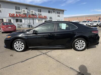 2019 Toyota Camry SE   - Photo 3 - South Sioux City, NE 68776