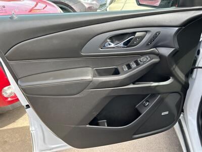 2018 Chevrolet Traverse Premier   - Photo 12 - South Sioux City, NE 68776