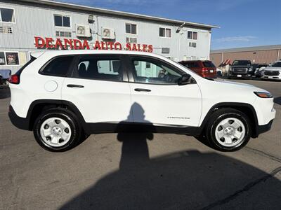 2016 Jeep Cherokee Sport   - Photo 7 - South Sioux City, NE 68776