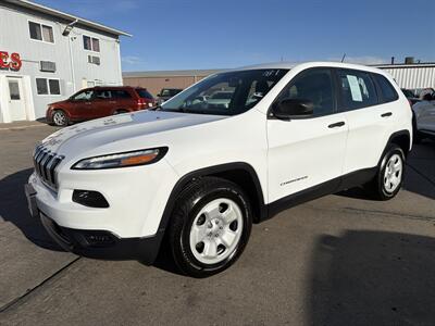 2016 Jeep Cherokee Sport   - Photo 2 - South Sioux City, NE 68776